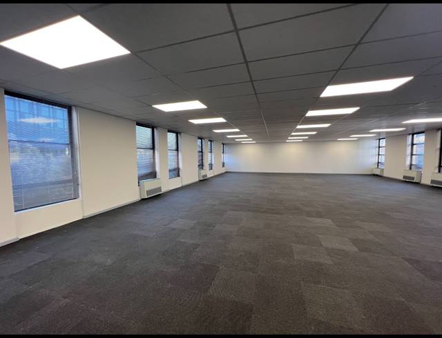 2,000M² OFFICE TO LET IN ROSEBANK